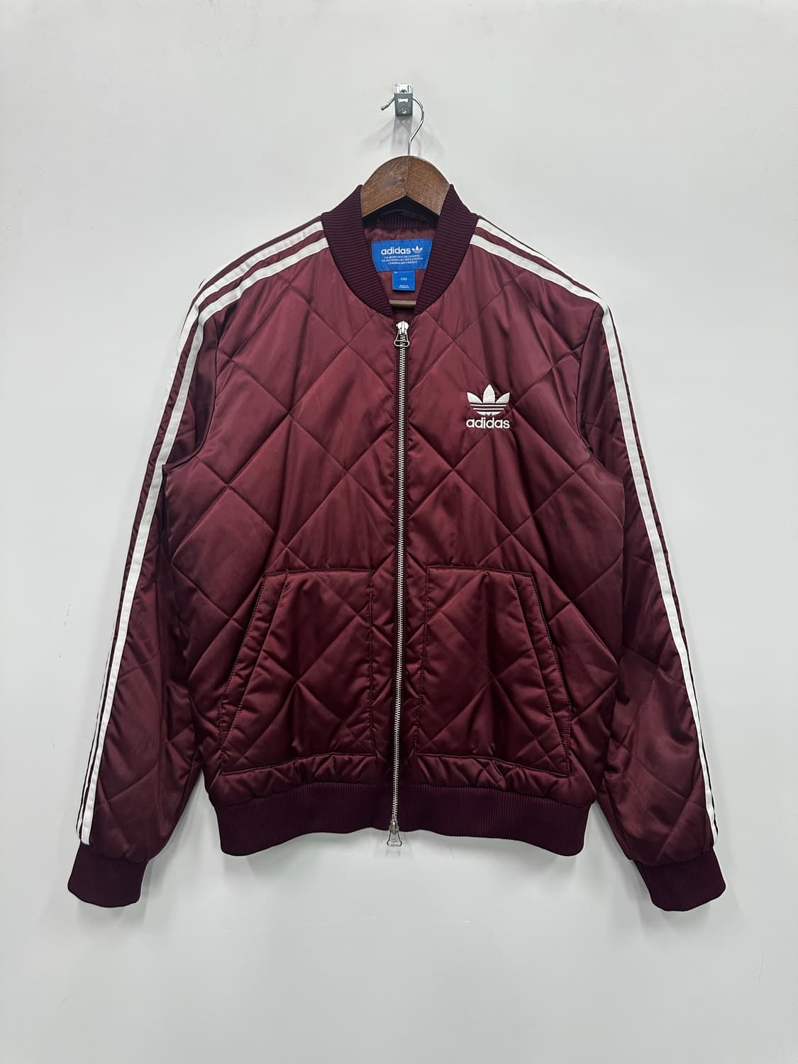 아디다스 버건디 퀄팅 패딩  상품이미지1