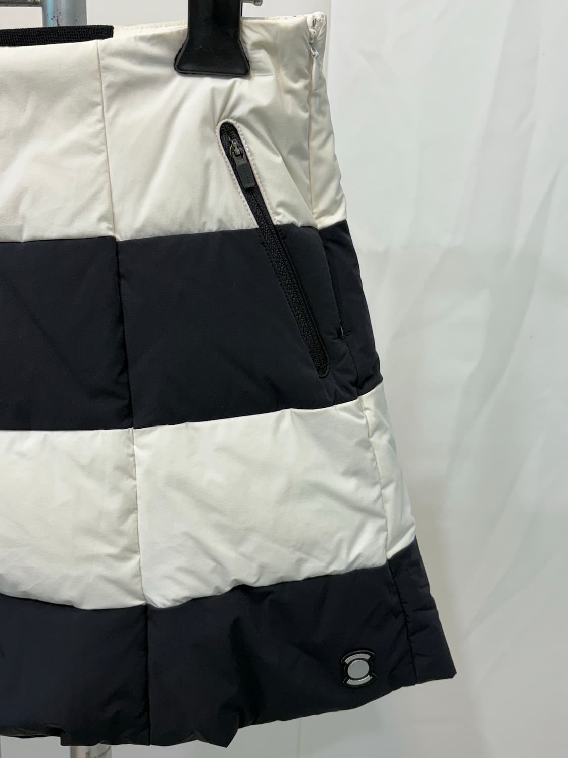 와이드앵글 패딩 치마 67 상품이미지3