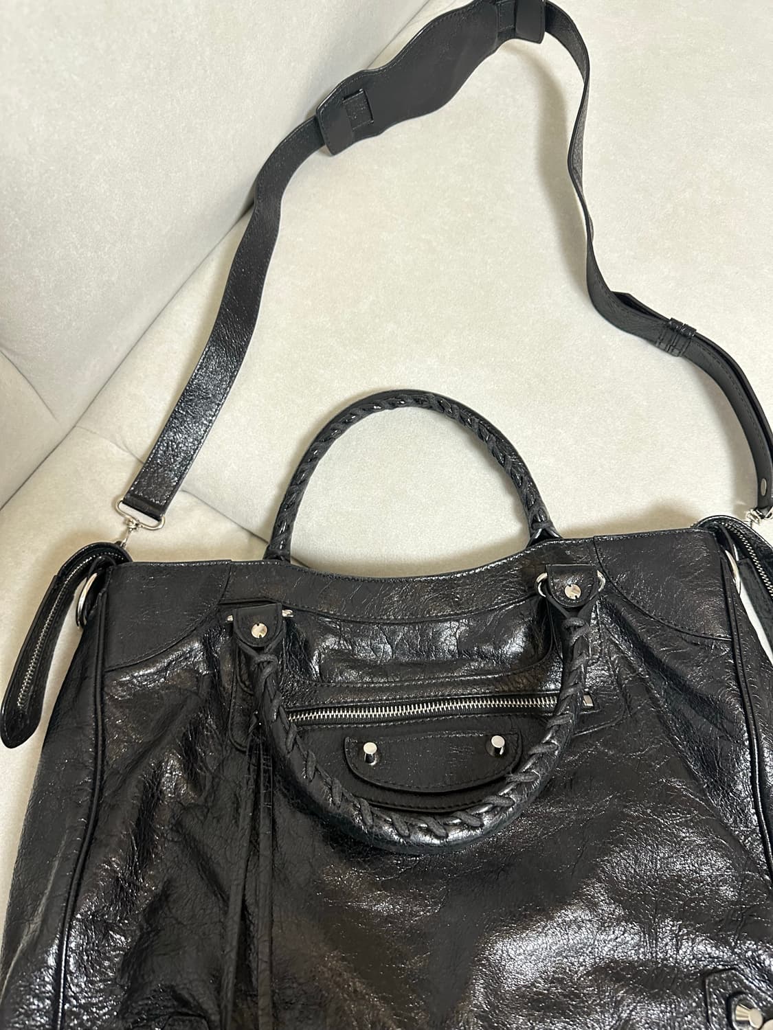 [A+ 정품] 발렌시아가 시티 모터백 벨로 블랙 상품이미지7