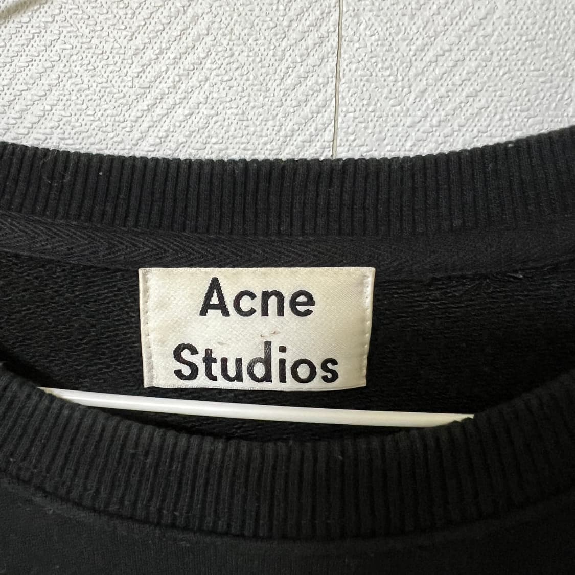 아크네 스튜디오 블랙 별 패턴 맨투맨 L 상품이미지4