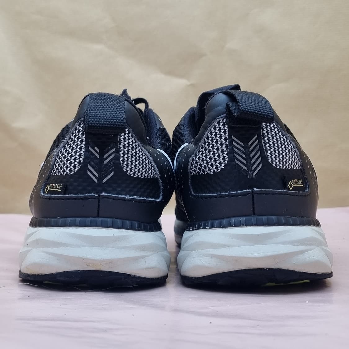 데상트 고어텍스 런닝화 260 상품이미지4