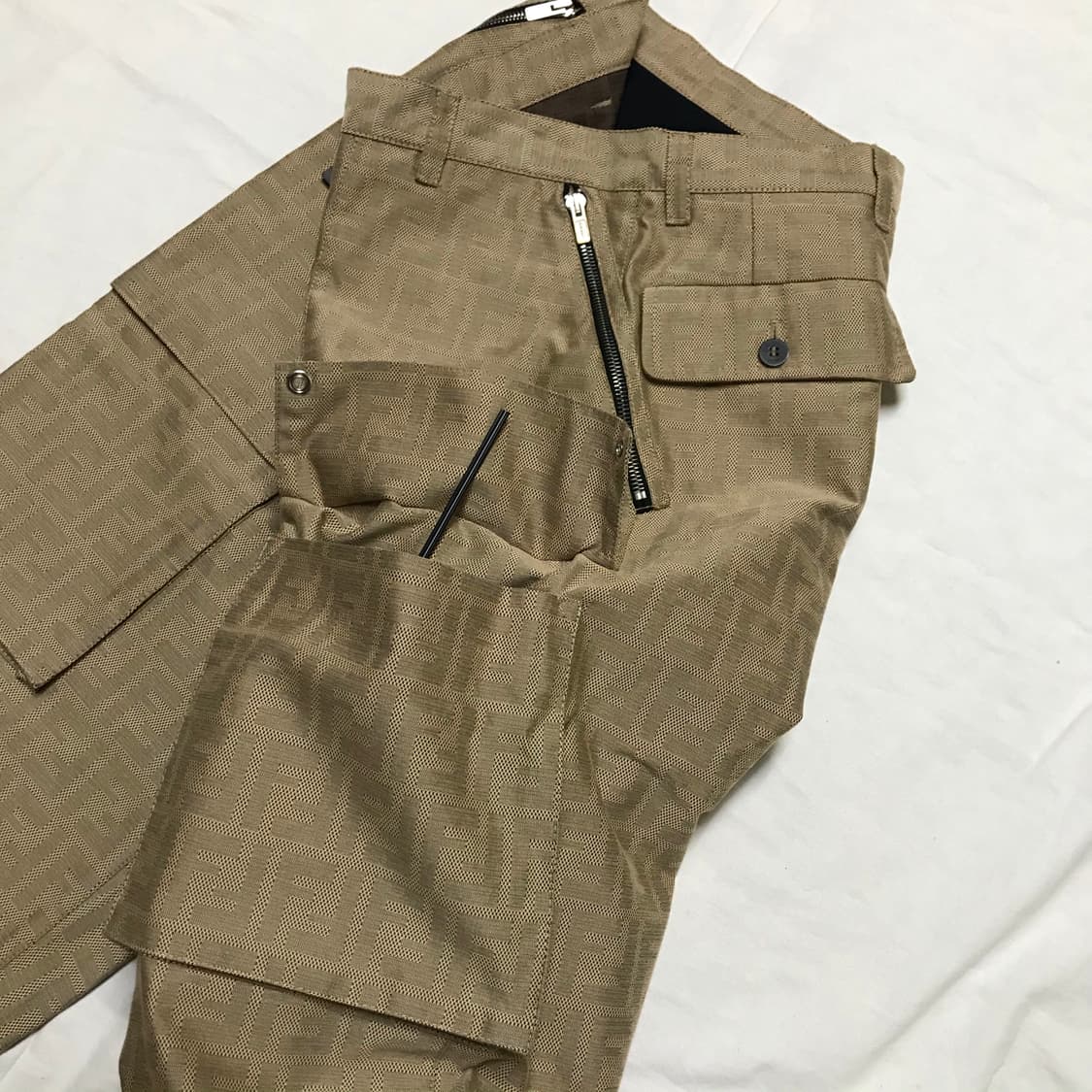 펜디 주카 패턴 멀티 포켓 조거 팬츠 상품이미지9