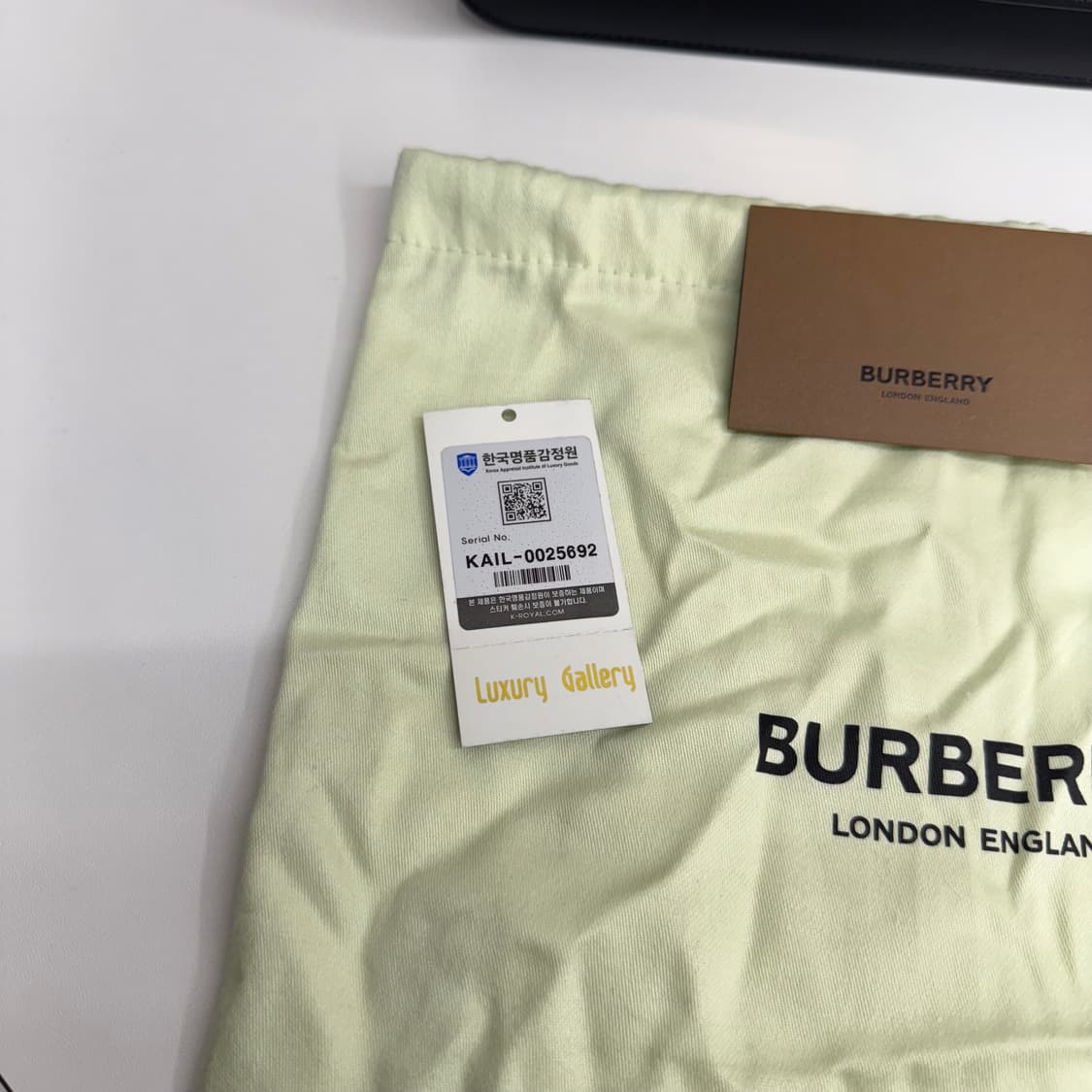 [정품] 버버리 TB백 스몰 블랙 상품이미지10