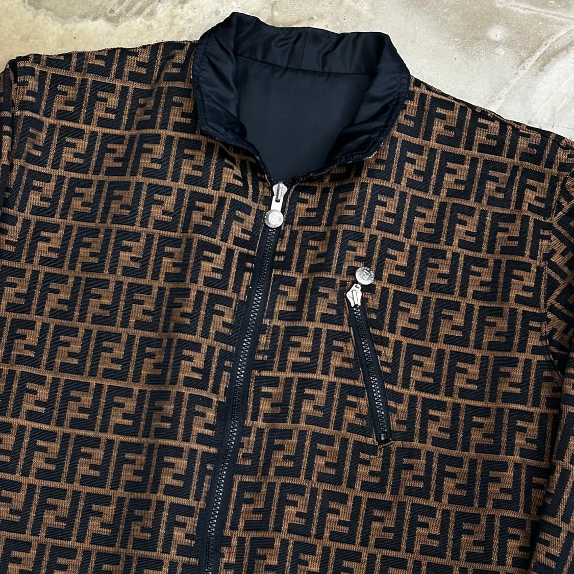 펜디 빈티지 FF 주카노 모노그램 패턴 리버시블 자켓 상품이미지1