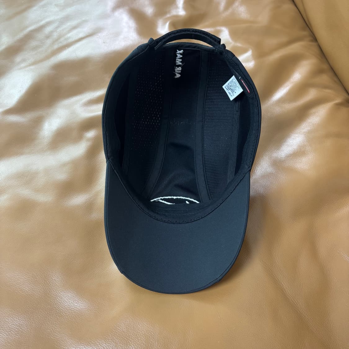 슈프림 나이키 러닝햇 캠프캡 모자 25ss 블랙 상품이미지6