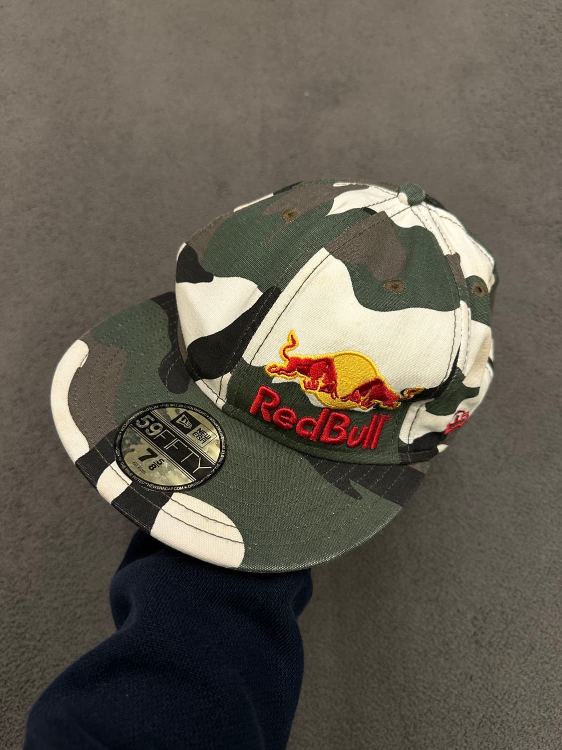 뉴에라 레드불 카모 사이즈캡 처분  상품이미지1
