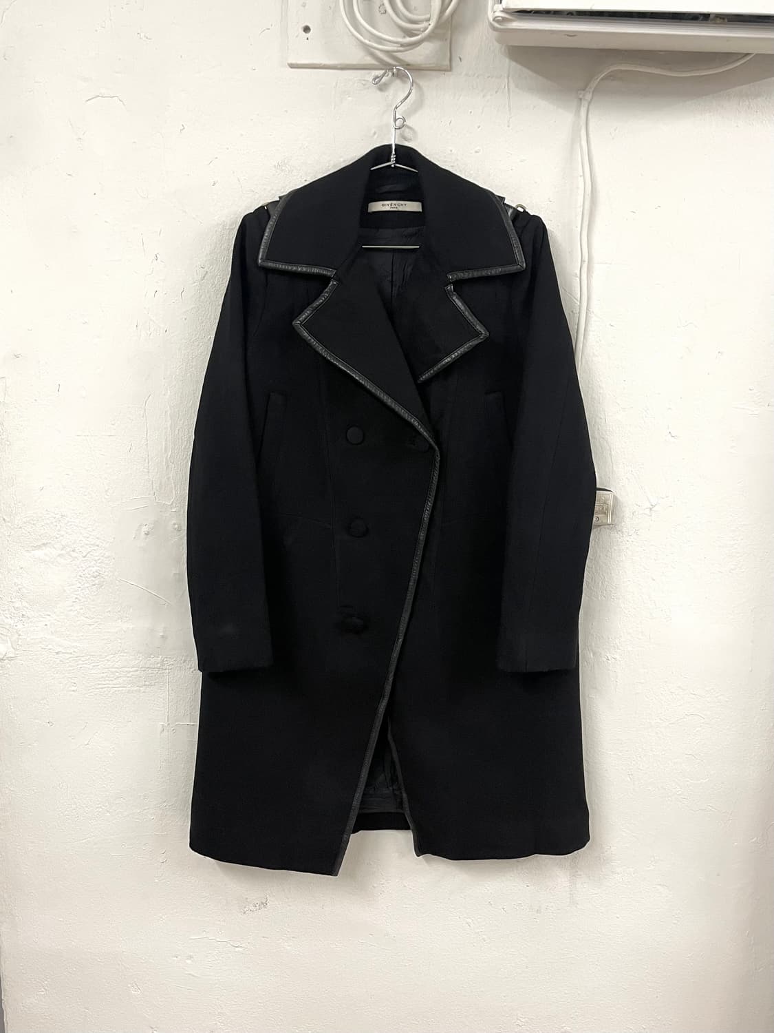 지방시 리카르도 티시 2011AW 밀리터리 코트 상품이미지1