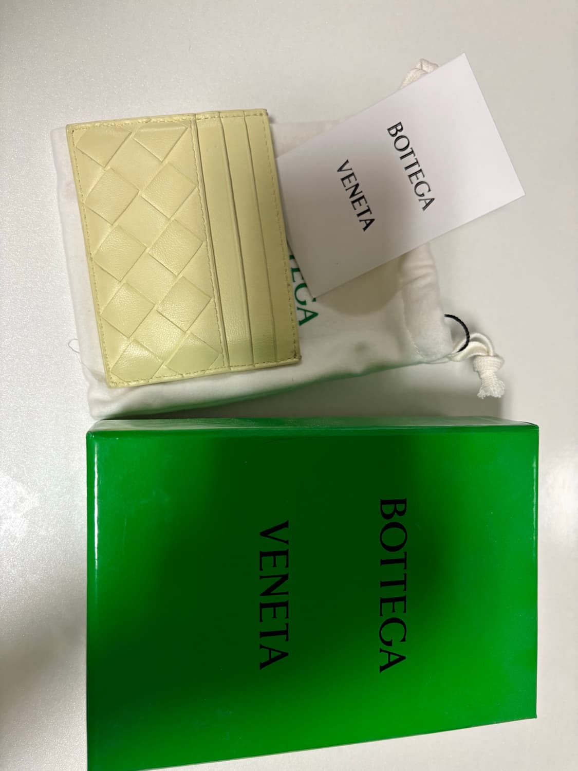 보테가베네타 카드지갑 아이스크림색상 상품이미지3