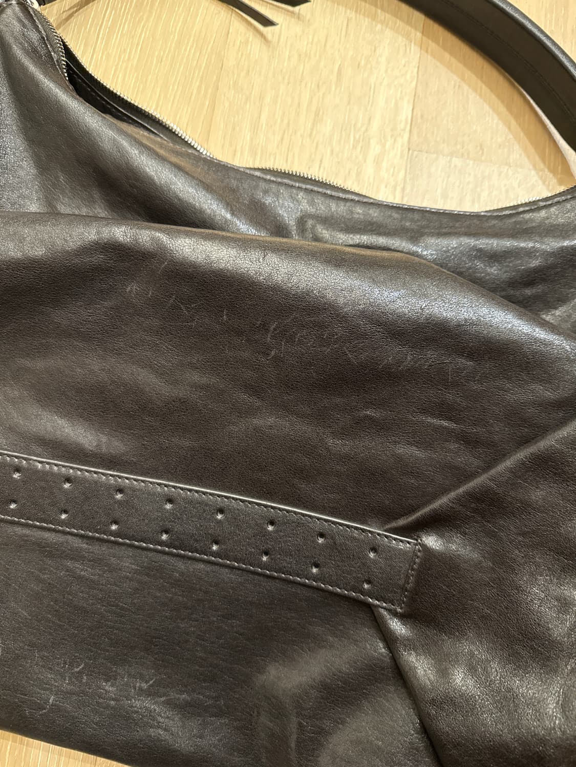 르메르 벨티드 호보백 상품이미지6