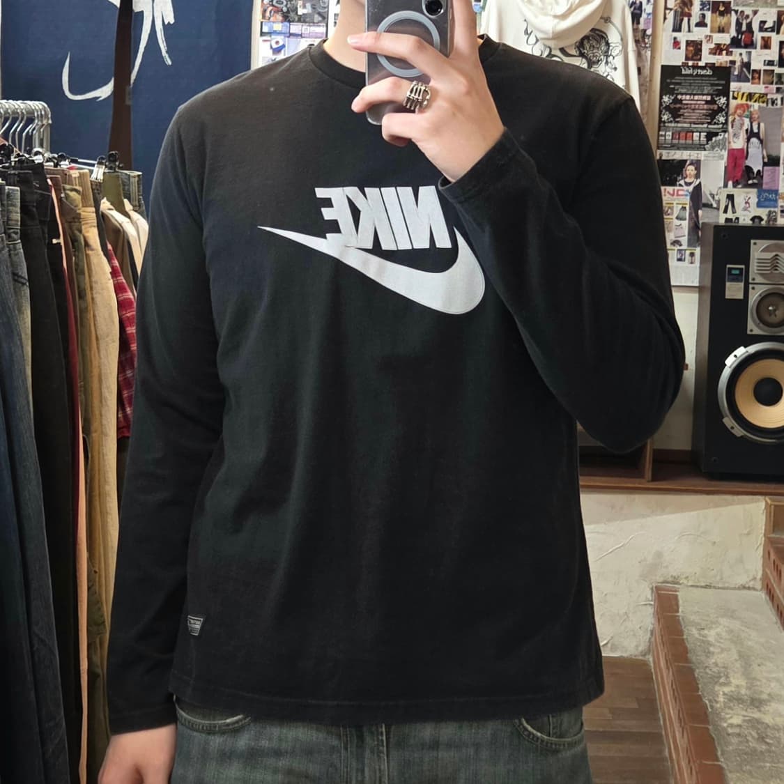 나이키 스우시 로고 블랙 롱슬리브 상품이미지2