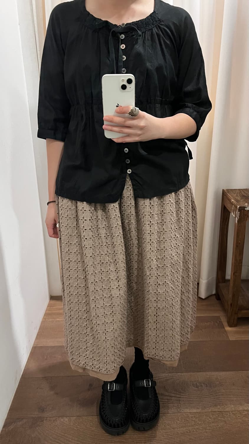 Punching Needlpoint Shirring Skirt  상품이미지7