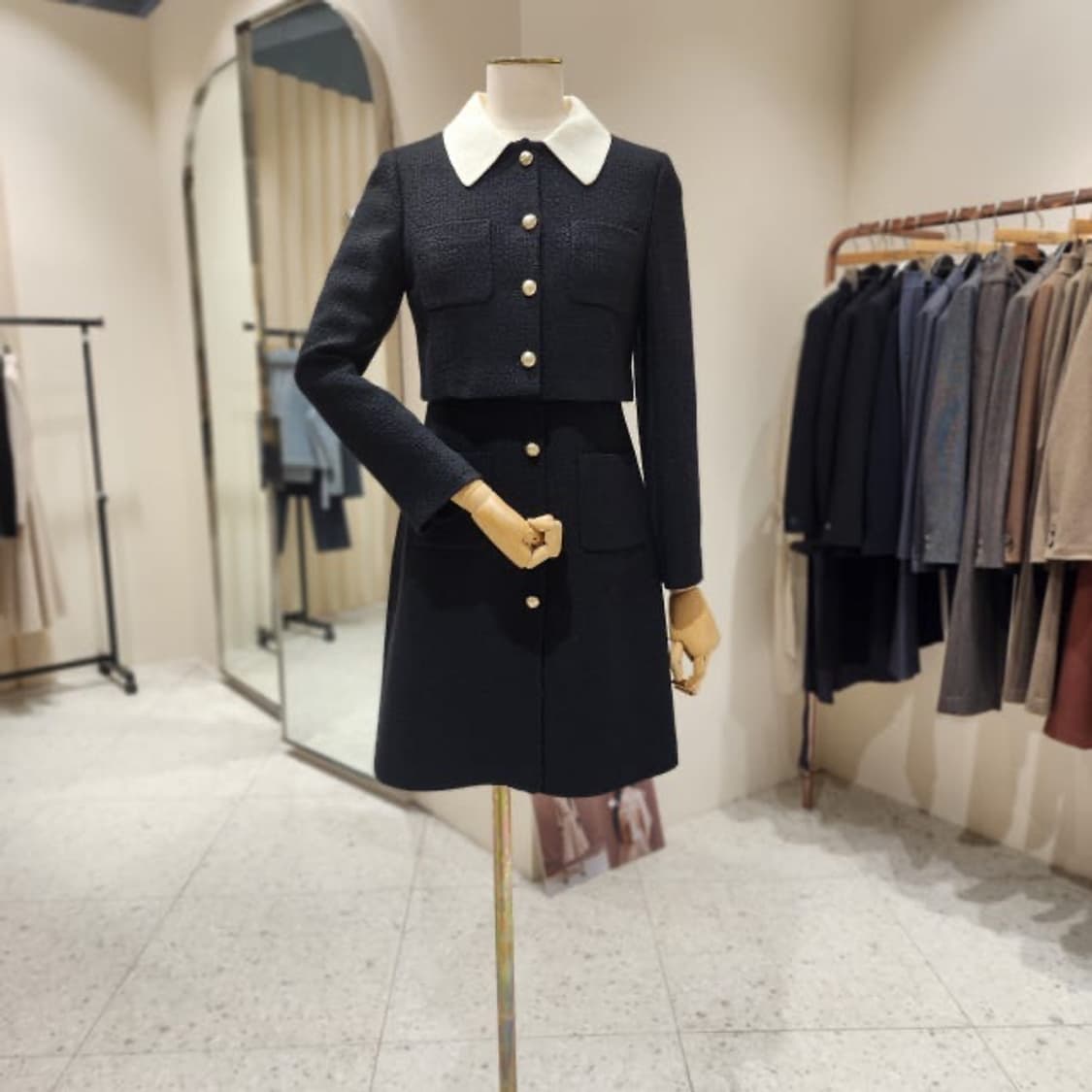 [케네스레이디] 배색 카라 트위드 미니 원피스 (블랙 / 55) 상품이미지3