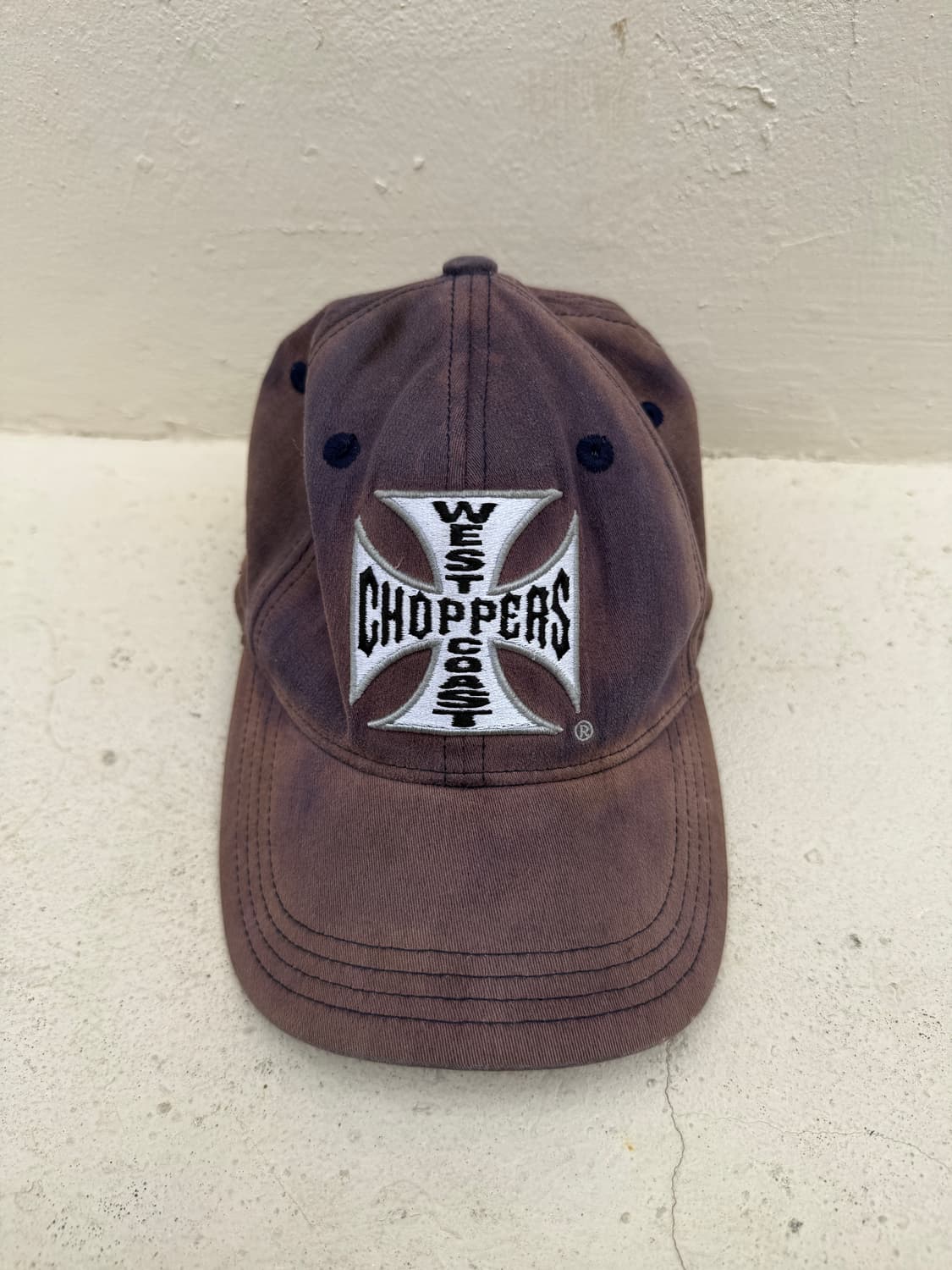 웨스트코스트차퍼스 00s 아이언크로스 모자 상품이미지1