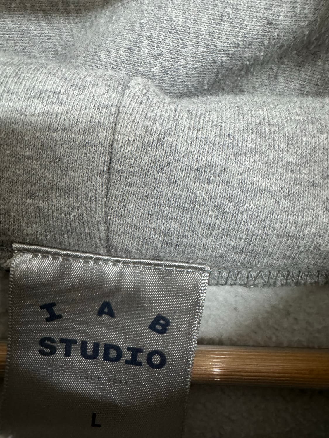 아이앱 스튜디오x현대 모비스 스웻 후드 상품이미지3