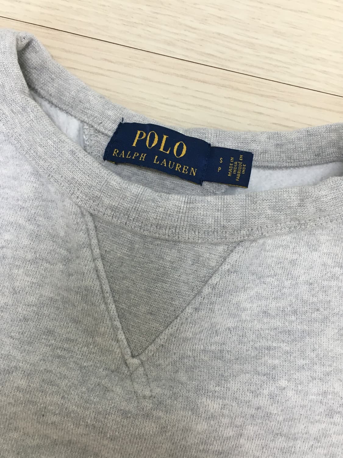 폴로 기모 맨투맨 애쉬그레이 상품이미지2