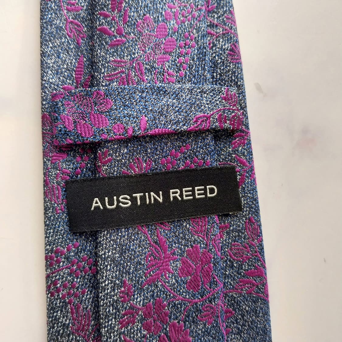 오스틴리드 실크 퍼플 플로럴 패턴 넥타이 8.2cm A+등급 K2112
 상품이미지9