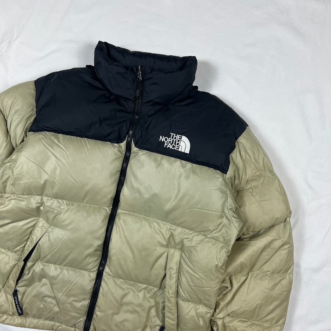 90‘s 노스페이스 tnf north face 눕시700 구스다운 패딩 상품이미지3