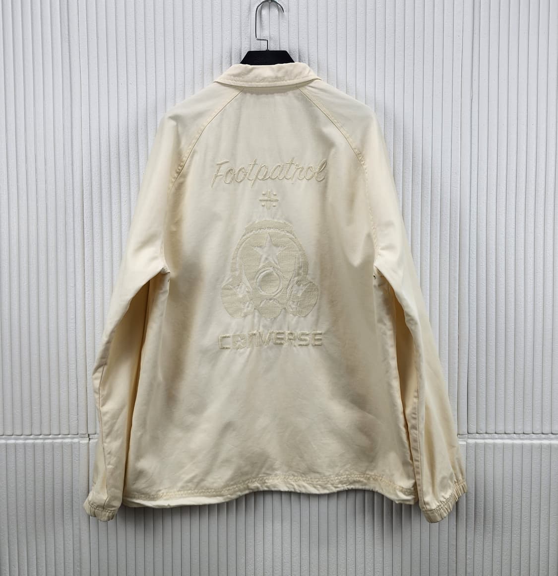 [105]컨버스x 풋패트롤 코치 자켓 상품이미지3
