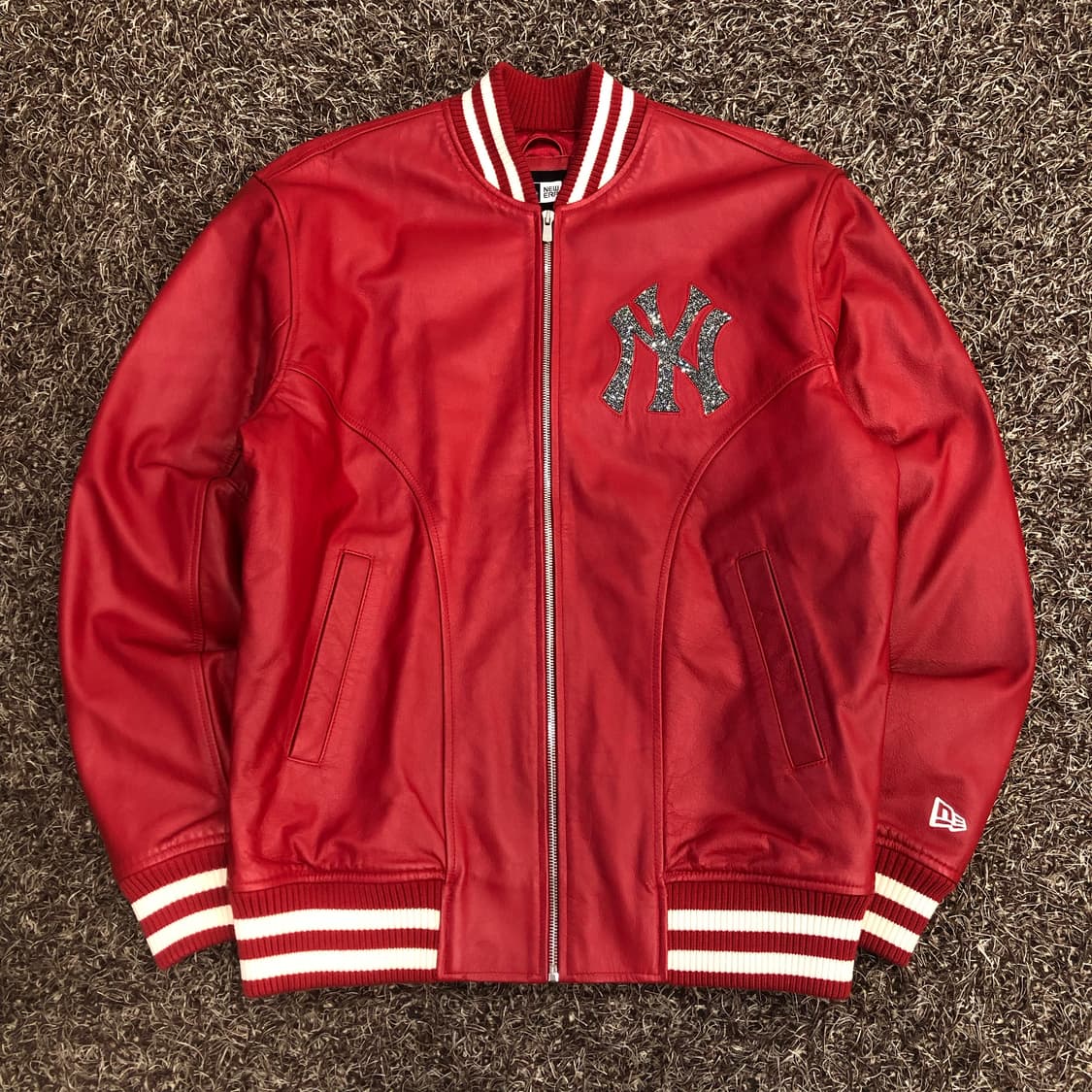 뉴에라 X 스와로브스키 뉴욕 양키스 소가죽 레더 바시티 스타디움 자켓 상품이미지1