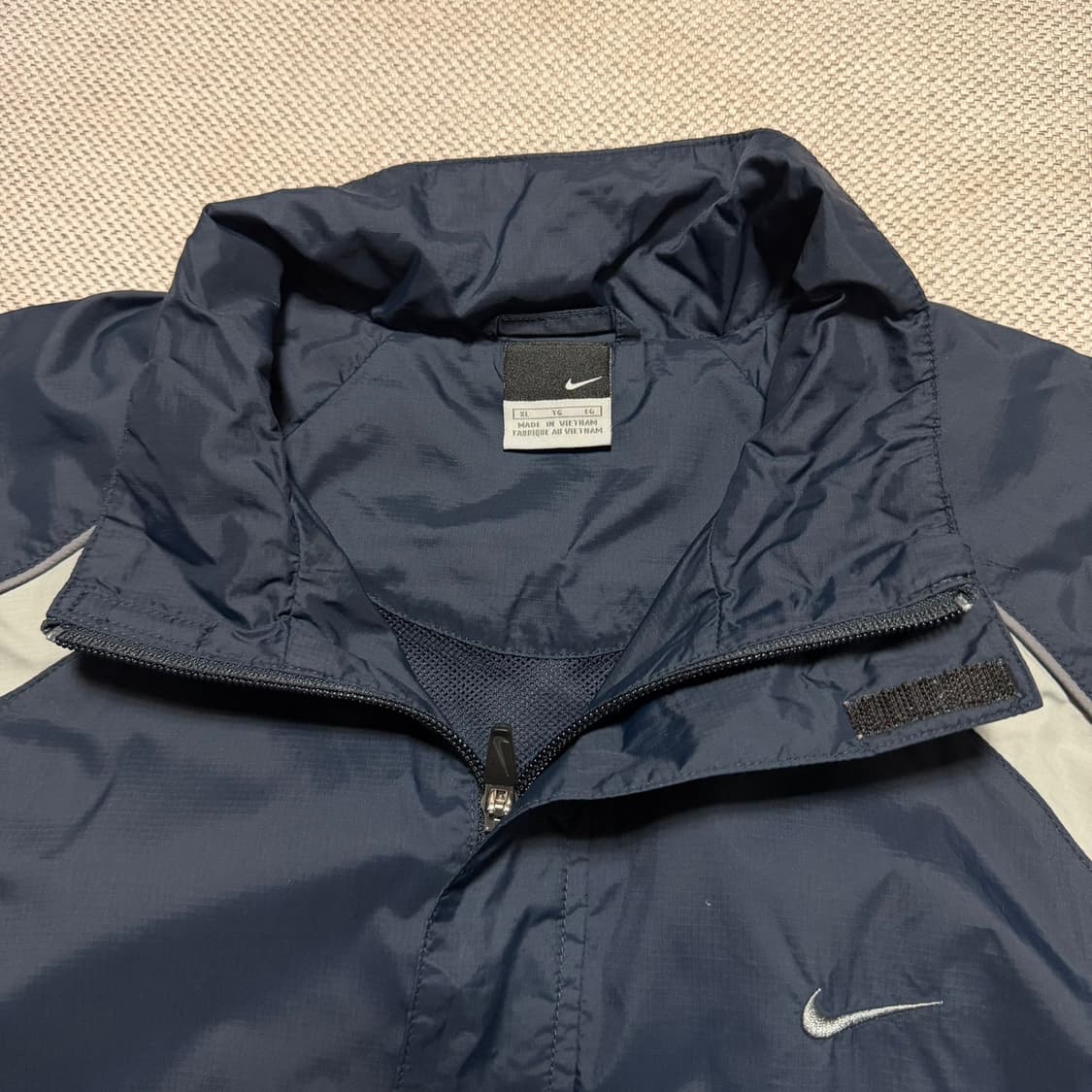 나이키 스몰스우시 바람막이 상품이미지3