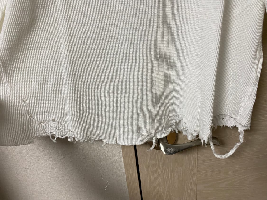 안셀름 데미지 와플 롱슬리브 화이트 1사이즈 상품이미지7