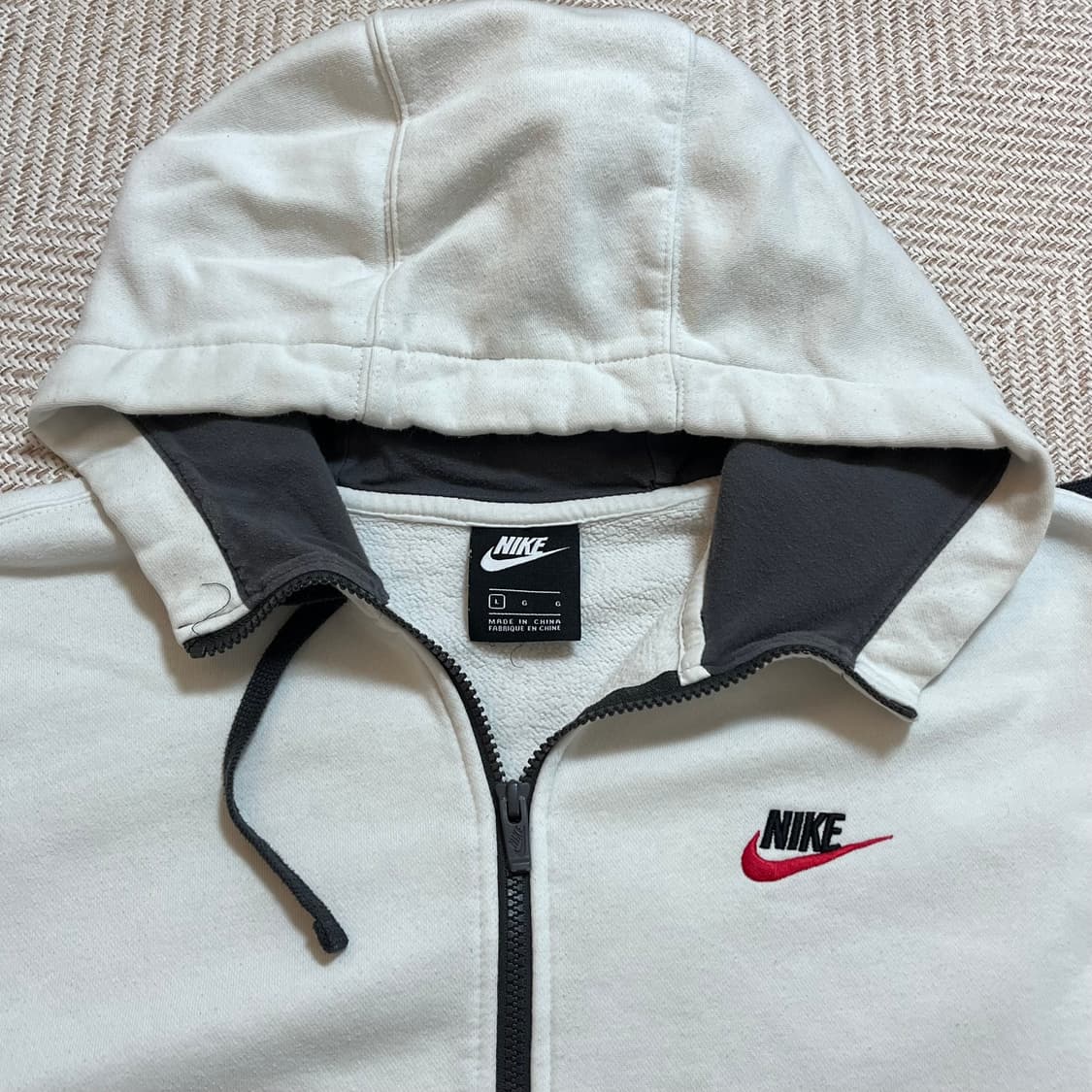 [정품] 나이키 화이트배색 푸츄라 후드티 [ L ] 상품이미지3