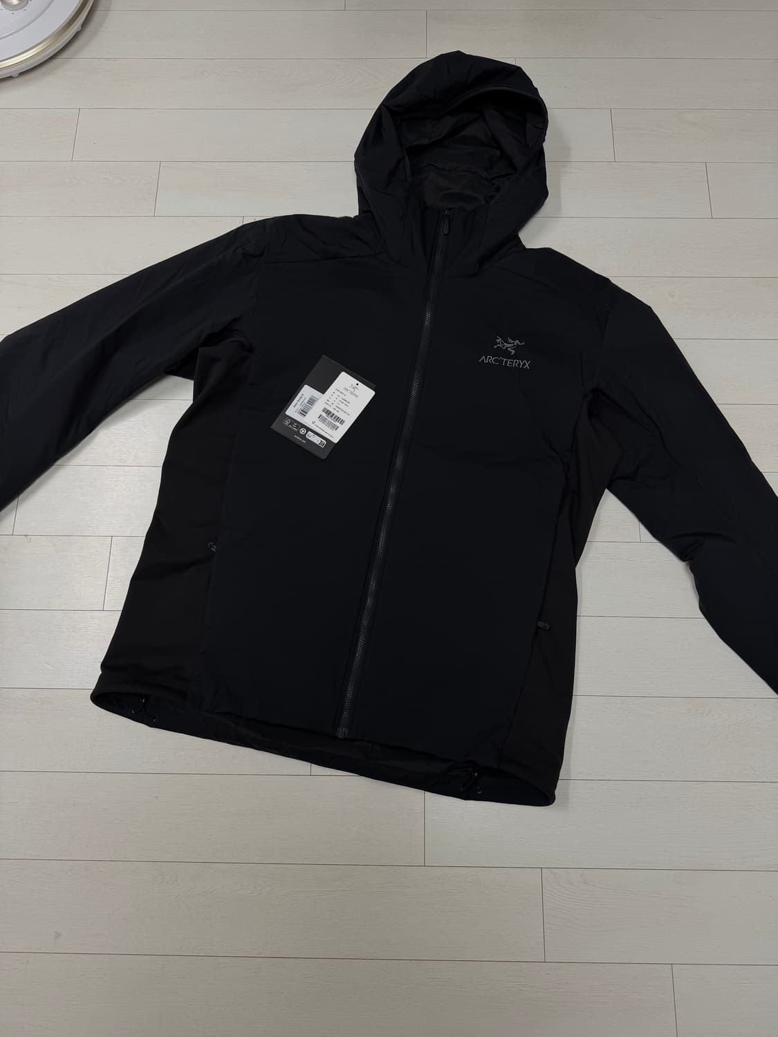 아크테릭스 아톰 후디 L 사이즈  상태 9.8/10  사진찍고 절대안입습 상품이미지1