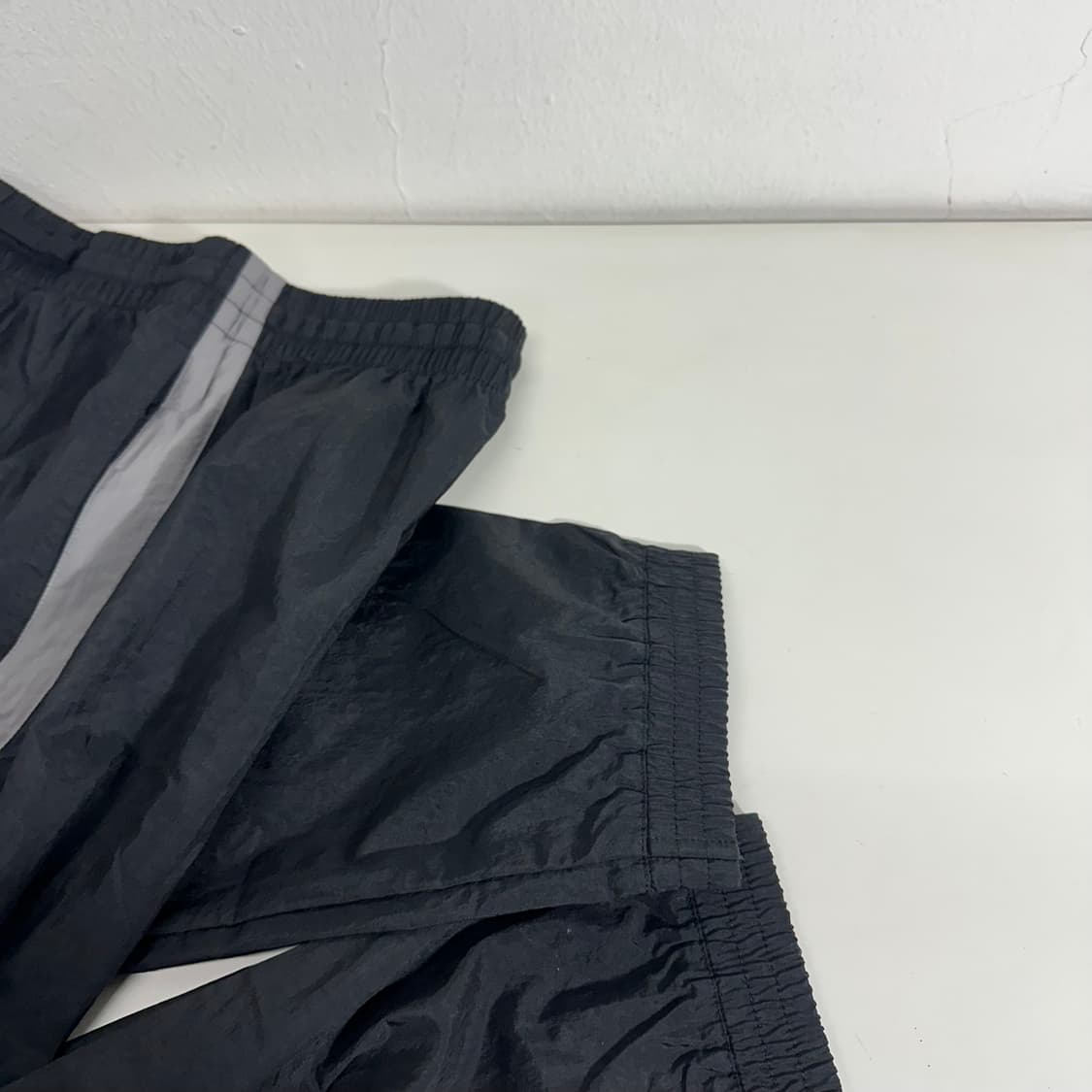 우먼XL 나이키 블랙 사이드라인 나일론 조거팬츠 상품이미지2