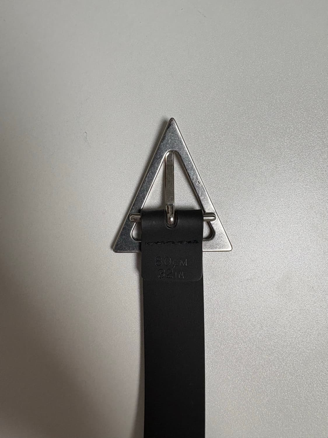 Bottega Veneta 삼각 버클 러버 벨트 32인치 상품이미지3