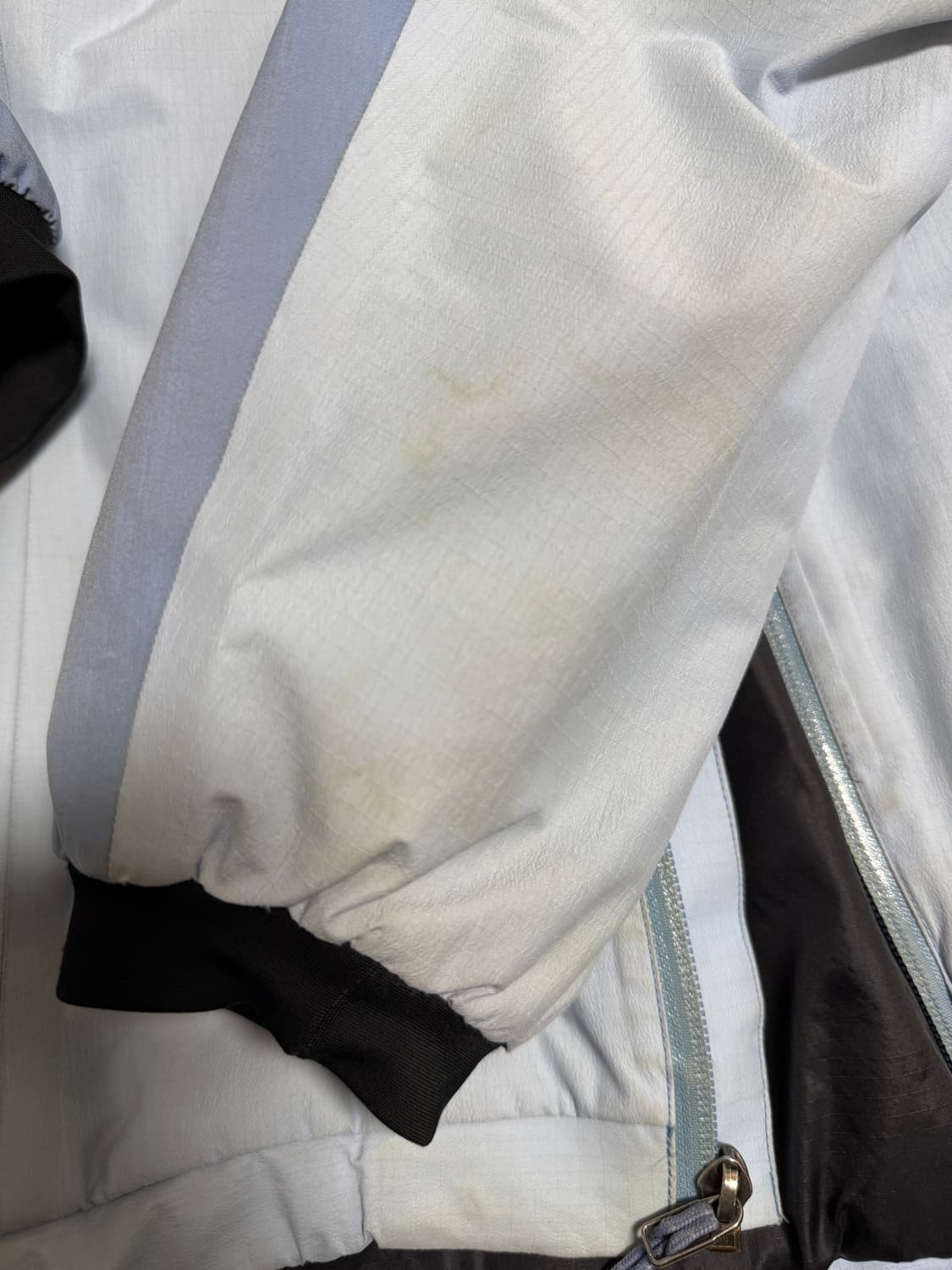 아크테릭스 피션 AR 00s  상품이미지6