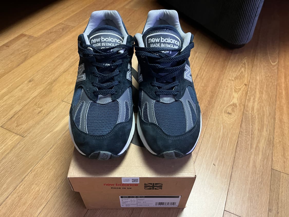 뉴발란스 991 v2 다크네이비 270사이즈 판매합니다. 상품이미지3