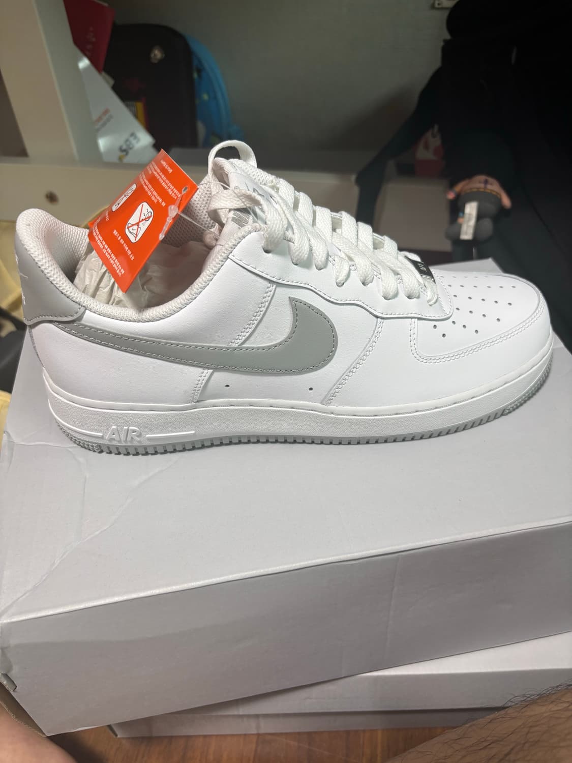 에어포스 화이트 라이트 스모키 그레이 상품이미지1