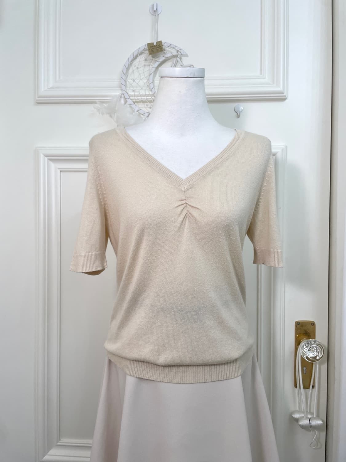 ivory shirring v-neck half knit top(size 상품이미지1