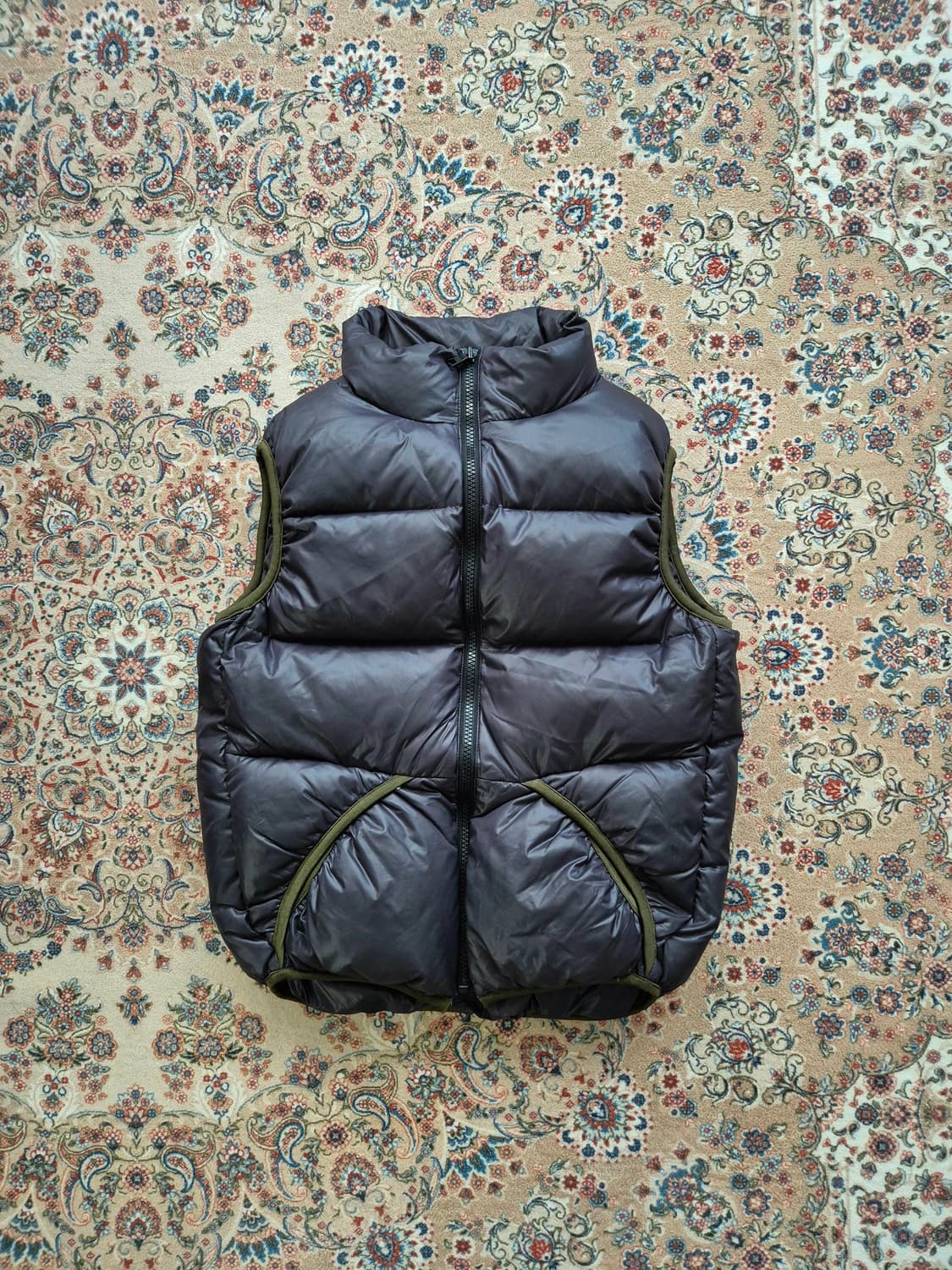 빔즈보이 다운 패딩 베스트. 상품이미지1