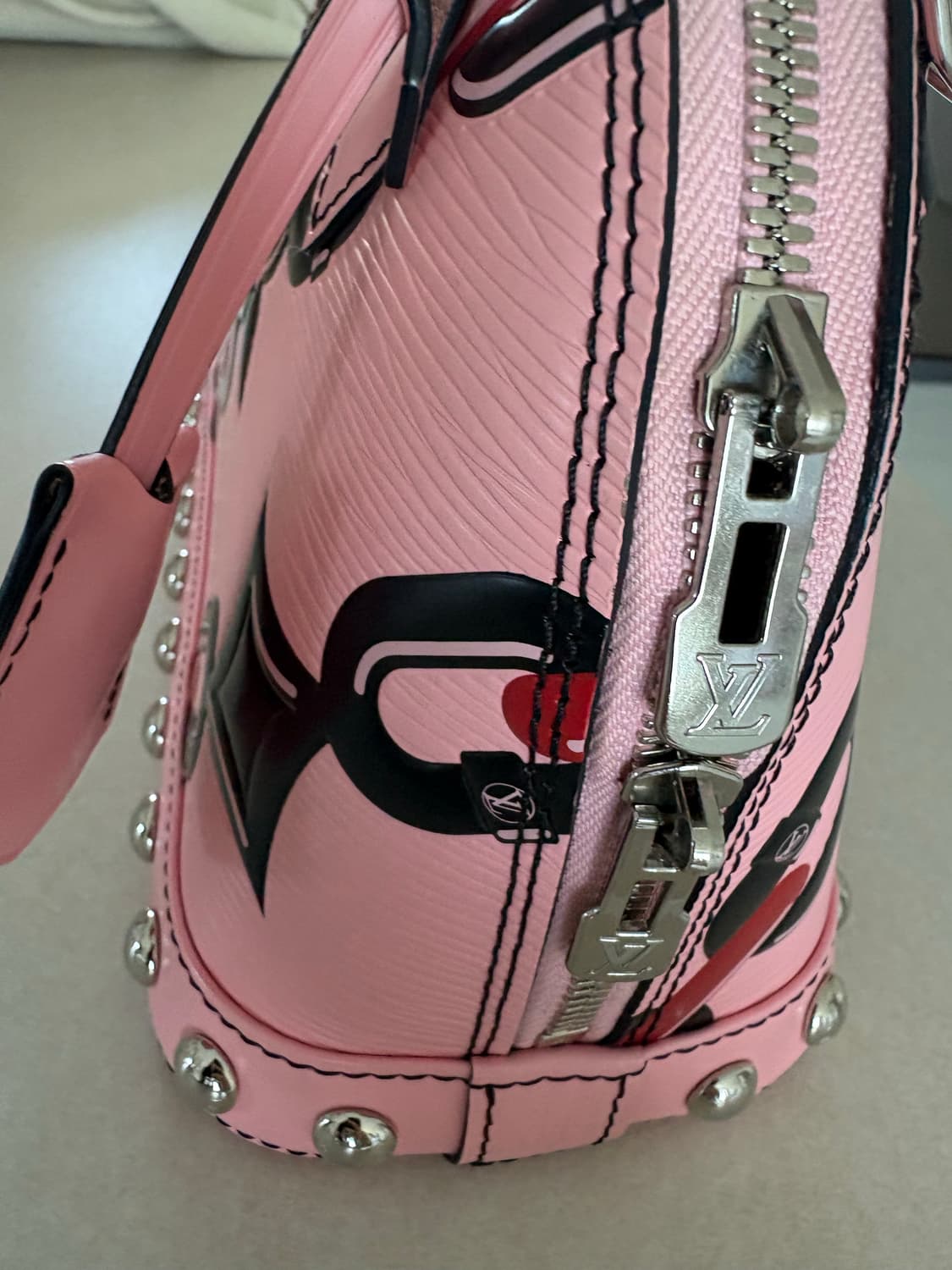 루이비통 알마 BB 에삐 핑크 M42587 상품이미지3