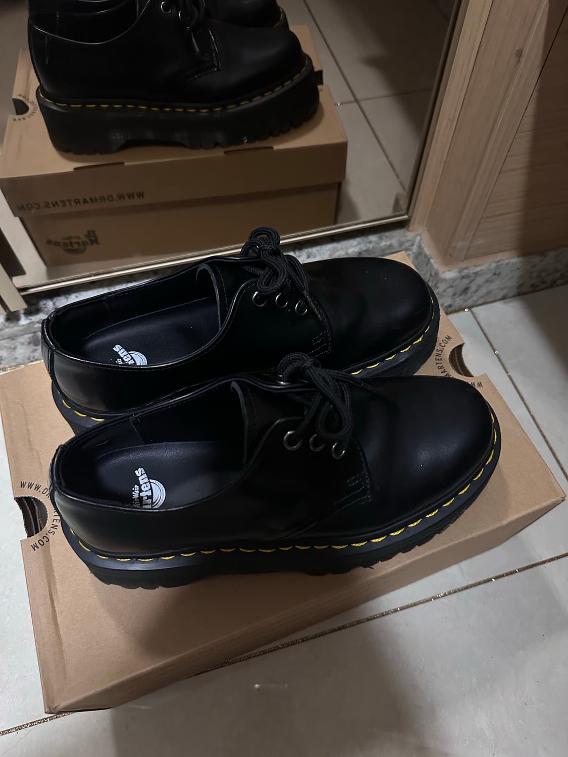 닥터마틴 1461 쿼드 블랙 상품이미지5