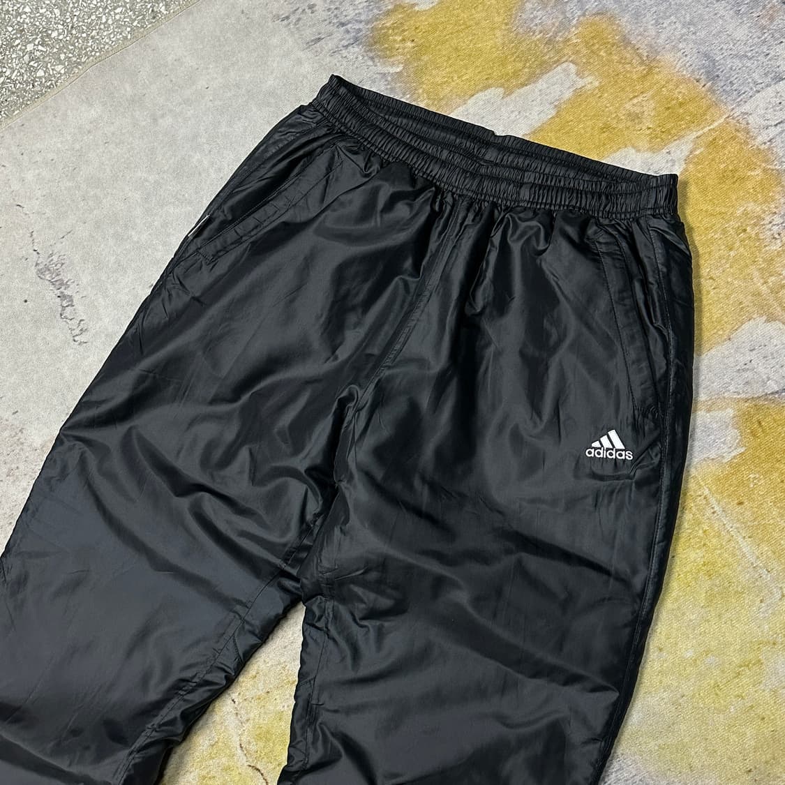 아디다스 나일론 패딩 조거팬츠 L 상품이미지2