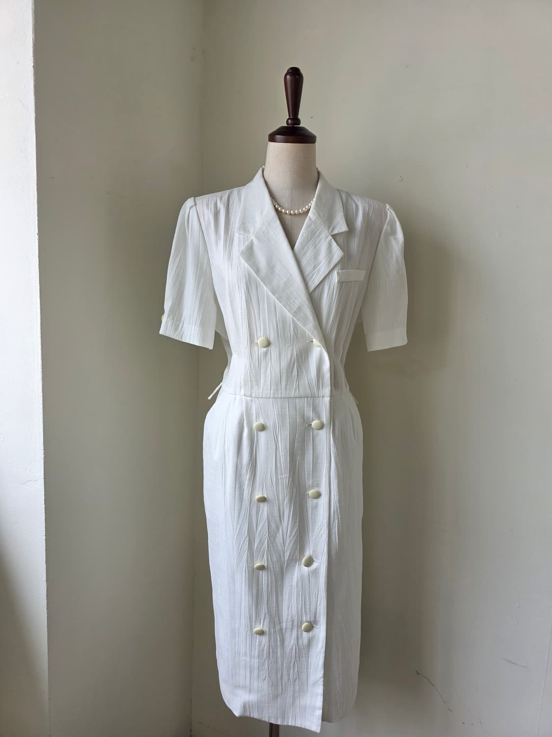 화이트 반팔 더블 단추 원피스 상품이미지2