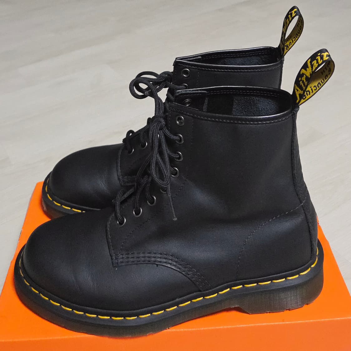 닥터마틴 1460 워커 부츠  상품이미지2