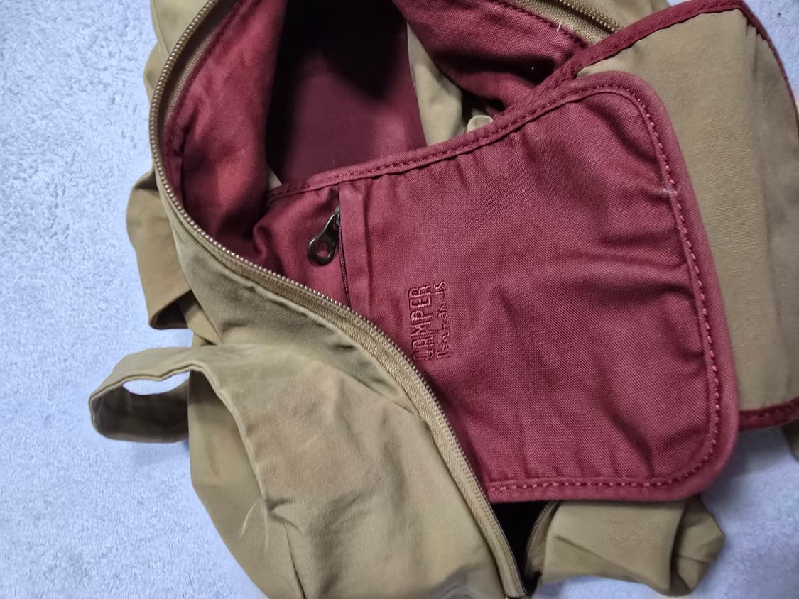 Camper 캠퍼 카키색 더플백 상품이미지10