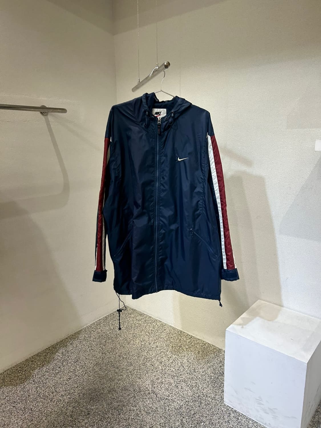 나이키 후드 바람막이 집업 상품이미지1