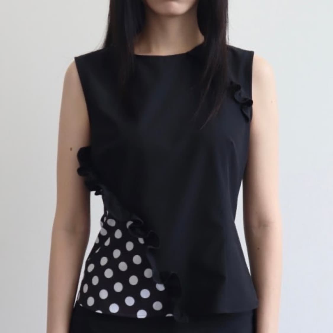 Bahayoon dot ruffle sleeveless  상품이미지1