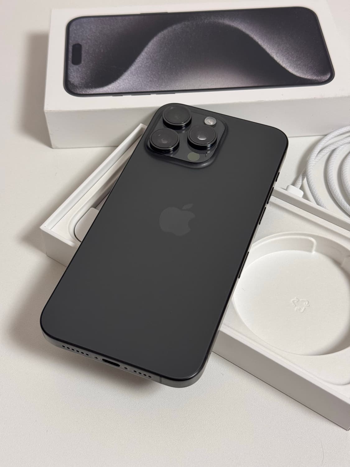 아이폰15프로맥스 512기가(배터리 성능 91) 상품이미지3