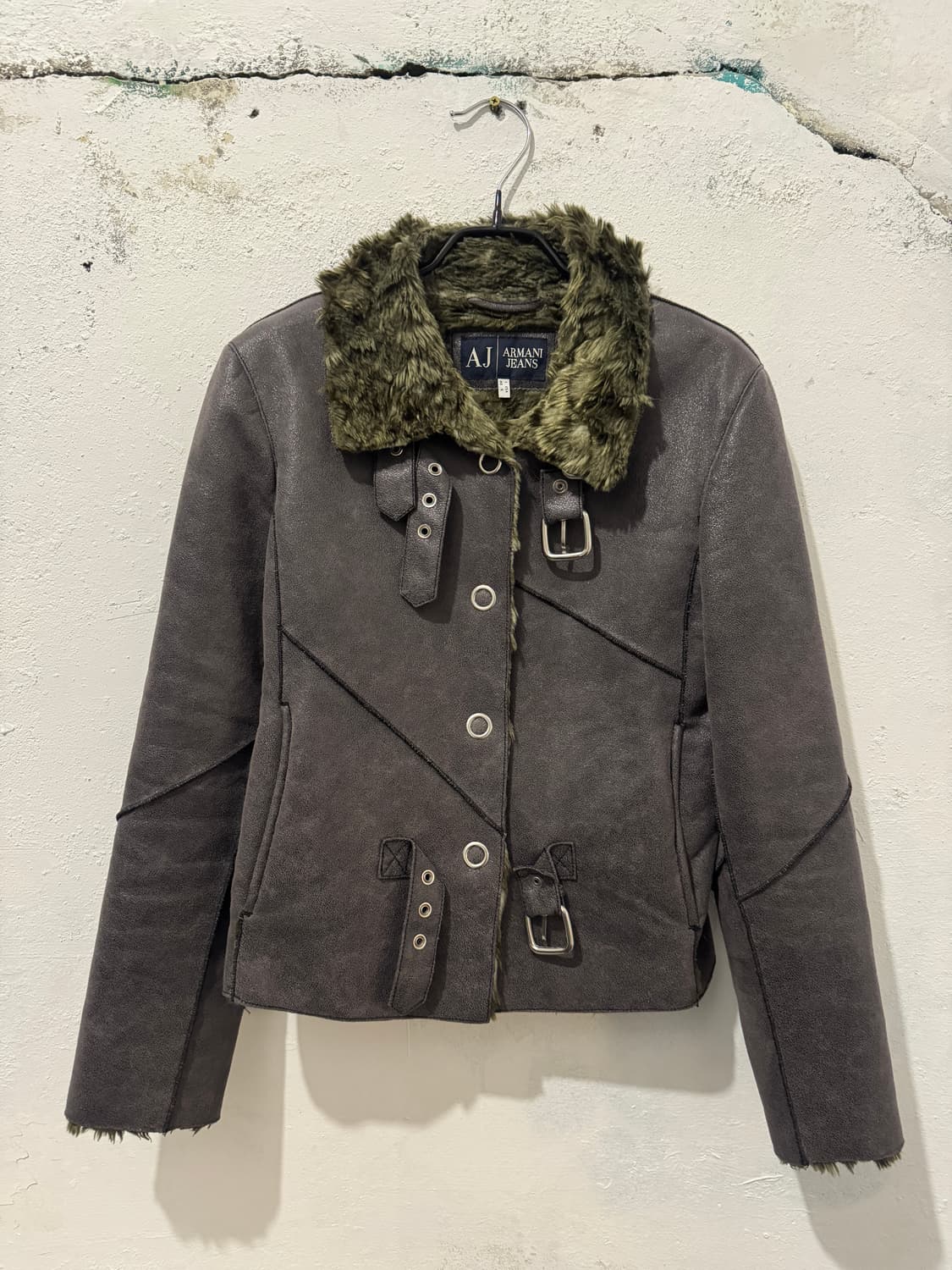 아르마니 진스 퍼 무스탕 상품이미지1