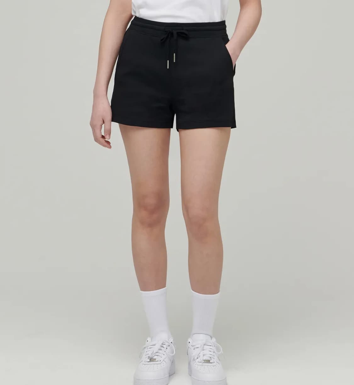 무신사 여성용 블랙 반바지 상품이미지1