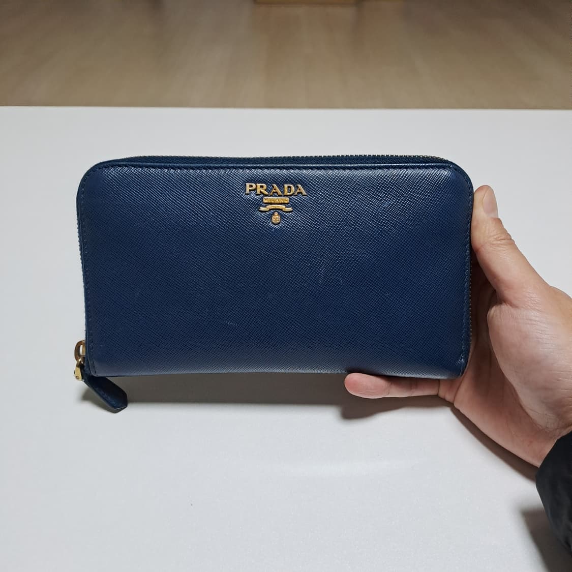 [100%/정품] 프라다 사피아노 지퍼 장지갑 네이비, 프라다지갑 상품이미지1
