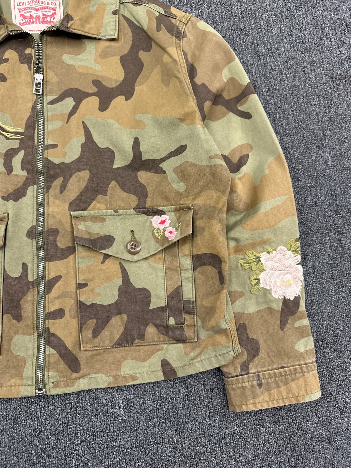 XS) 리바이스 자수 패치 카모 워크자켓 상품이미지4