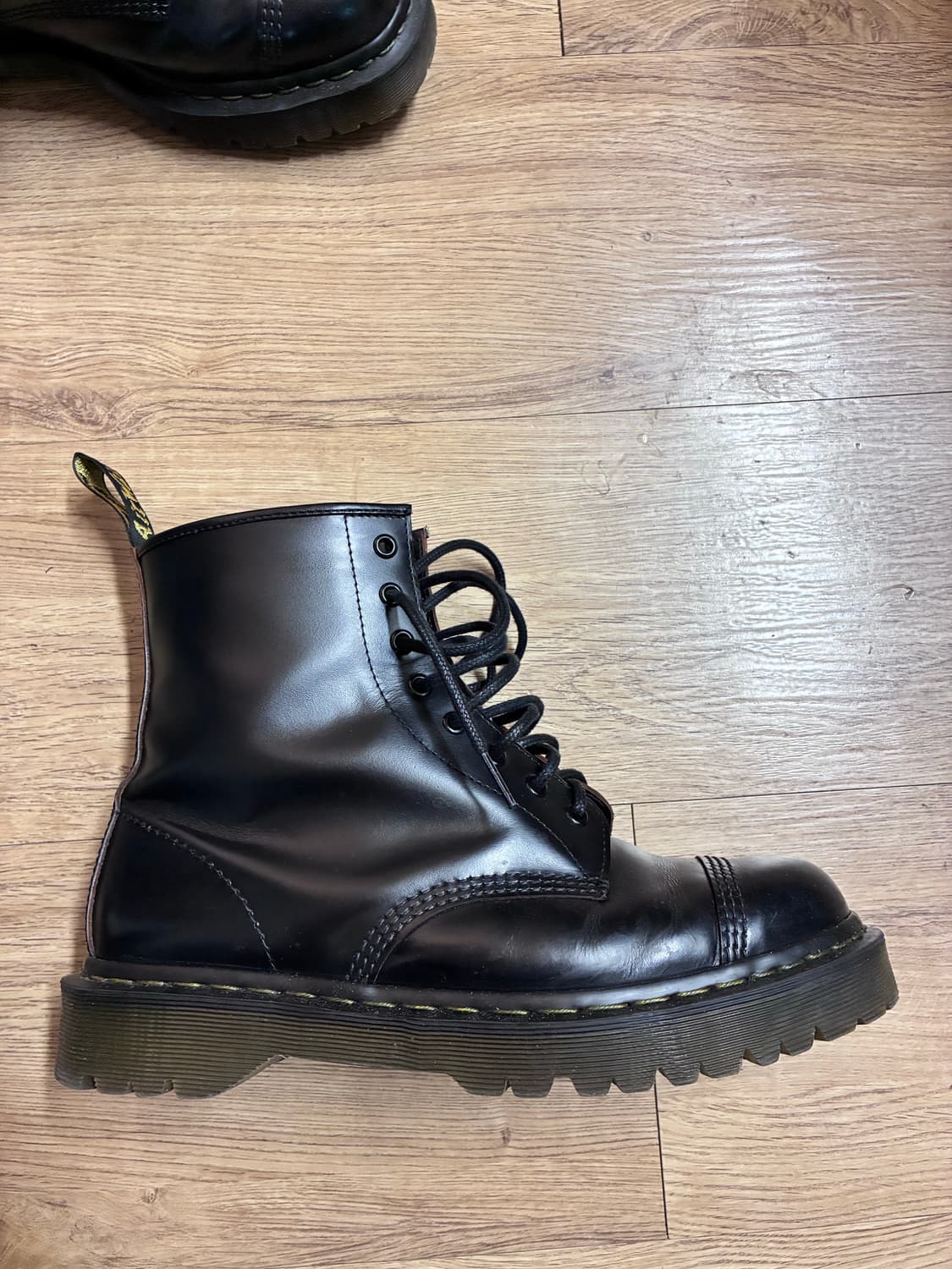 닥터마틴 벡스 Toe cap MIE 부츠 상품이미지5