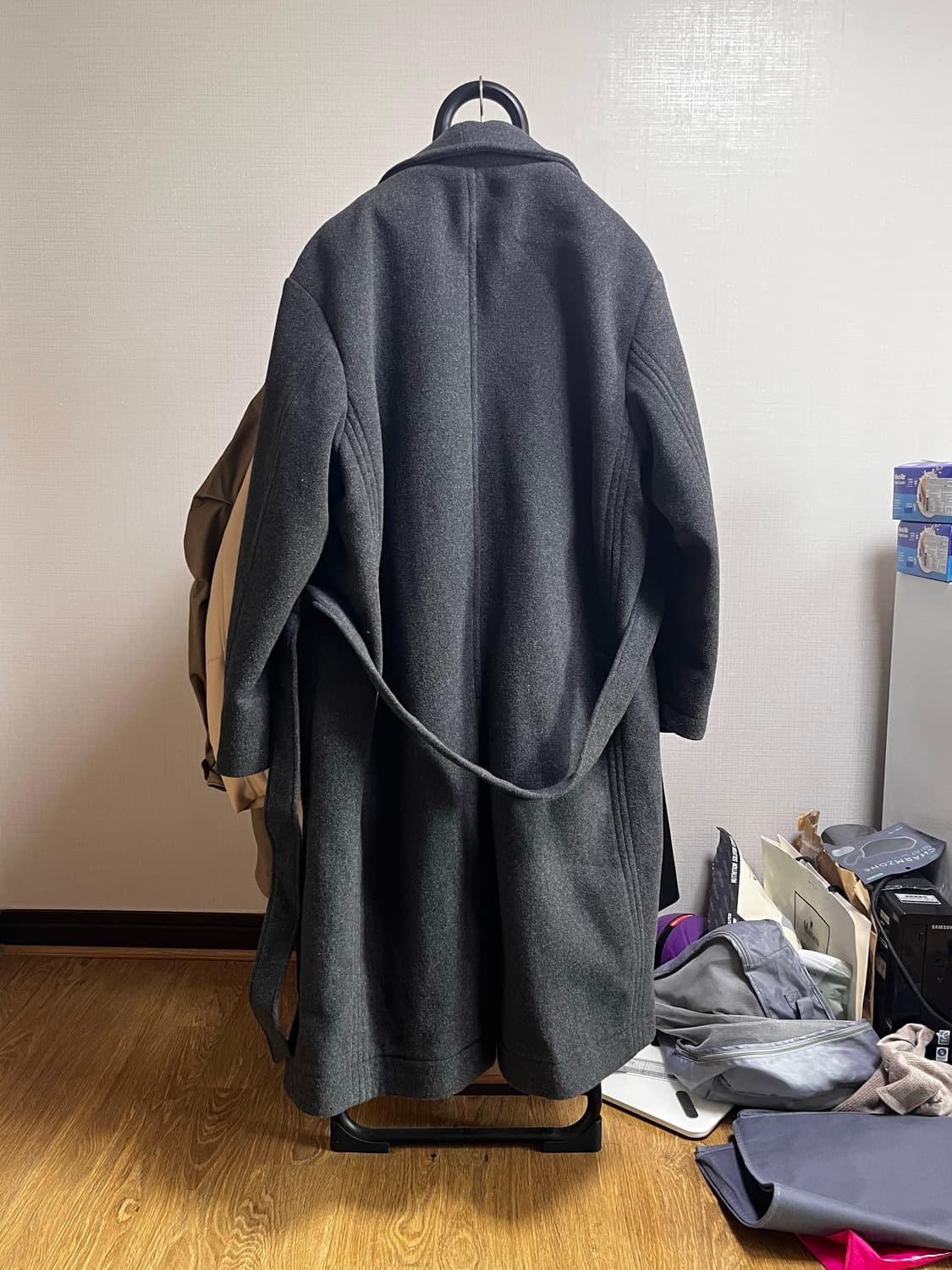 [L]비슬로우 스탠다드 오버사이즈 로브 코트 차콜 상품이미지5