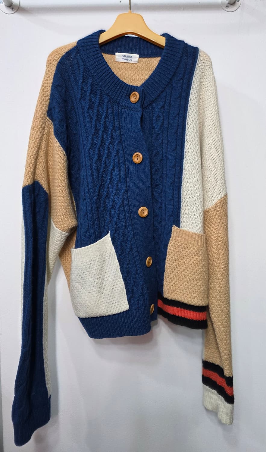 스튜디오 톰보이 여성 가디건 상품이미지1
